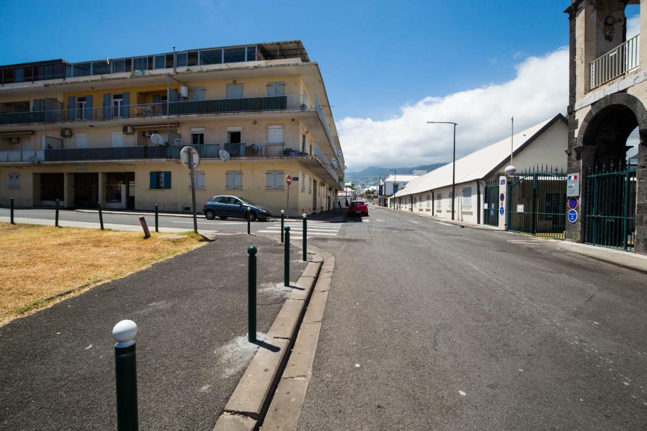 Appartement Hypercentre+ Place De Parking Privee Saint-Denis Exteriör bild